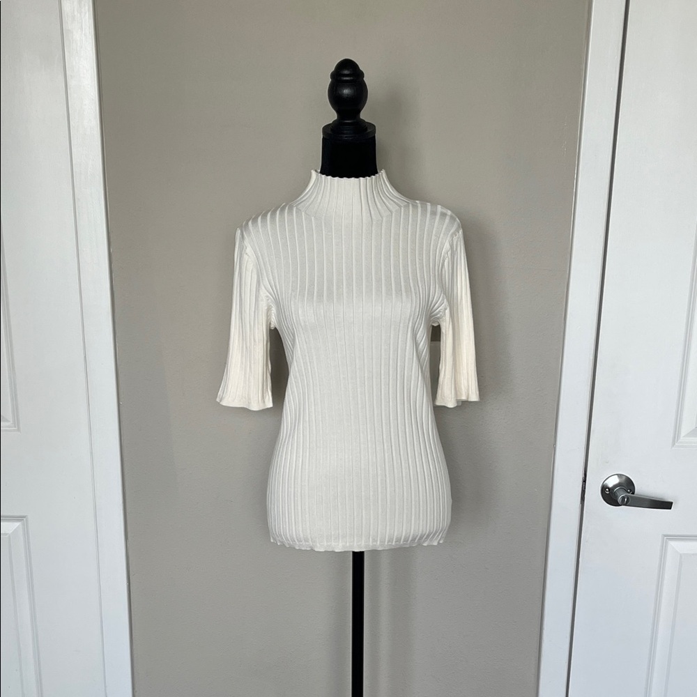 525 America White Ribbed Top
